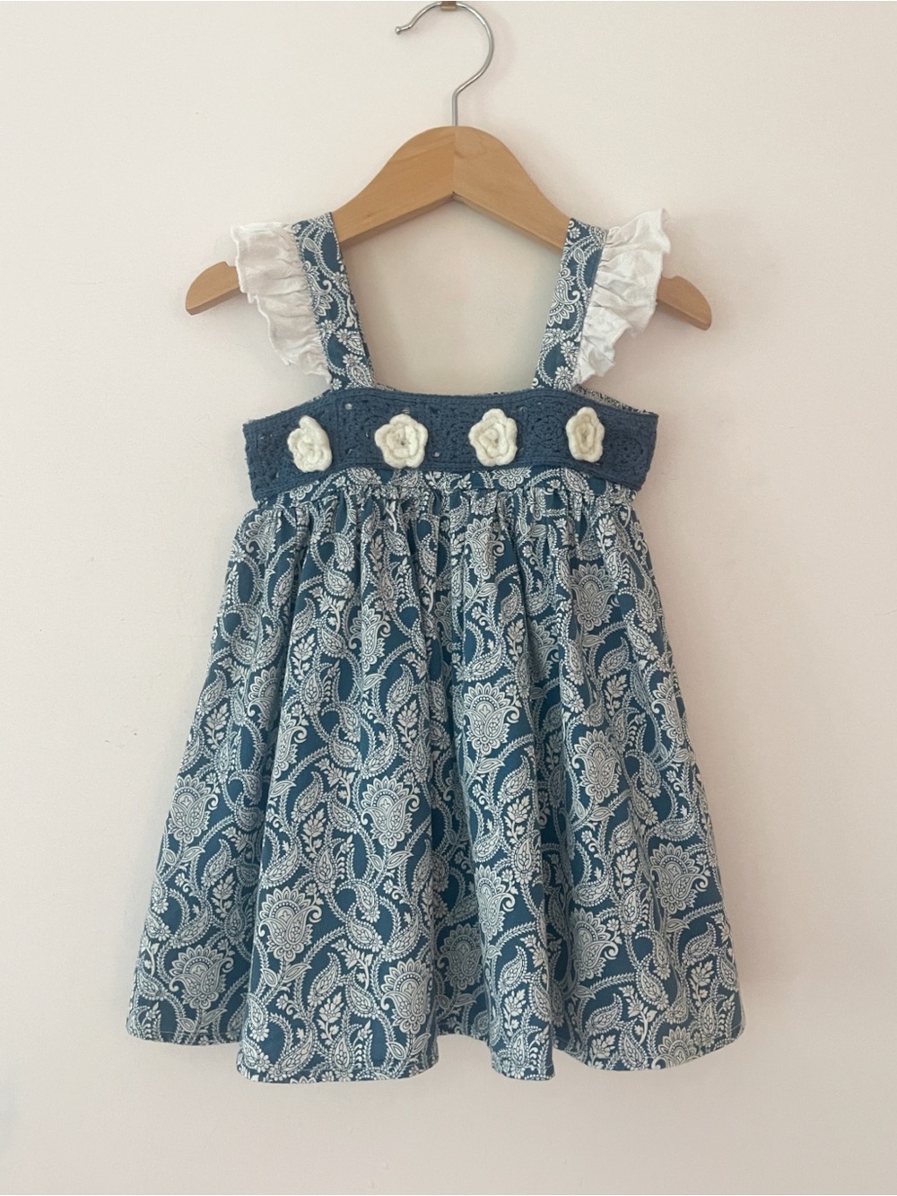 EUC Teal Paisley Floral Crochet Flutter Sleeve Bohemian Dress